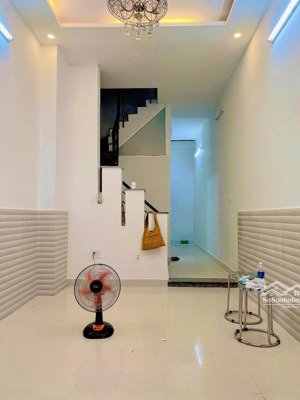cho thuê nguyên căn giá rẻ đường đến khu công nghiệp hiệp phước