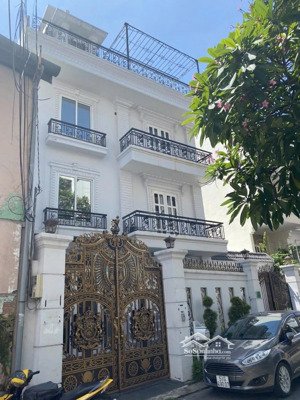 cho thuê biệt thự mt trần quang diệu, quận phú nhuận. ngang 15m sd~ 1200m2 giá 70tr