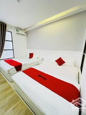 khách sạn ngang 6m4 24 phòng, sát thùy vân, giá tốt nhất hiện tại, kinh doanh cực tốt, mới đẹp