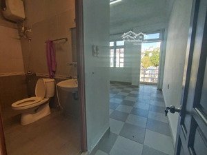 cho thuê nhà nguyên căn mặt tiền chính phan đình phùng, 8pn, 8wc. 27tr/th,tl.