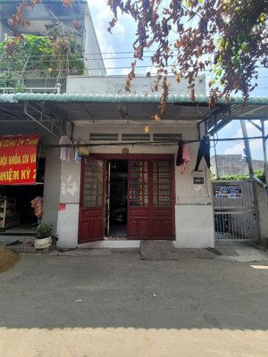 bán dãy nhà trọ khu chợ xóm nghèo thu nhập 10 triệu/tháng, p.dĩ an, tp.dĩ an