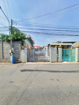bán đất 4.45x27m, mặt tiền phan đình giót p. đông hòa gần chợ dĩ an 1, thổ cư 100%