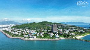duy nhất căn biệt thự hướng đông nam, có hồ bơi riêng, 264m2, 28 tỷ, 3 tầng 4 phòng ngủ, sổ lâu dài