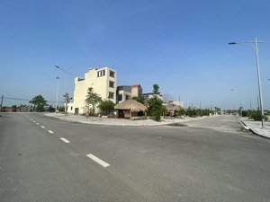 bán đất mb520 đồng nhưng, đông sơn, thanh hoá giá 1tỷ3xx. liên hệ: 0921.246.999