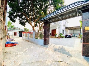 mảnh đất 40m2 siêu đẹp tự nhiên đường chuẩn 3m ô tô đỗ cửa - vị trí đất cách trục chính xã 30m
- d