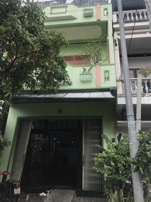 bán nhà mặt phố tại nguyễn trãi, 5,5 tỷ, 135m2, hàng hiếm giá ưu đãi