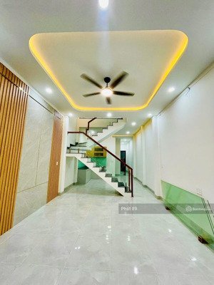 bán gấp nhà 2 lầu sổ riêng thổ cư trung tâm phường trảng dài, gần trường tiểu học nguyễn thái học