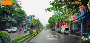 cần bán nhà mặt phố trường chinh, vị trí kinh doanh đẹp nhất thành phố, nhà 4 tầng s 140m2, mt 6.1m