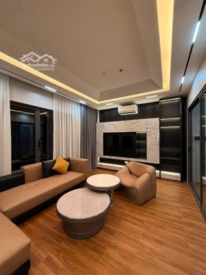 bán tòa apartment 9 tầng trịnh công sơn 23 phòng thu 200tr/tháng full nội thất tây hồ