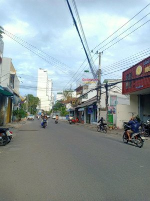 bán đất tặng nhà mặt tiền đường bắc sơn, nha trang gần biển giá chỉ 100tr/m2