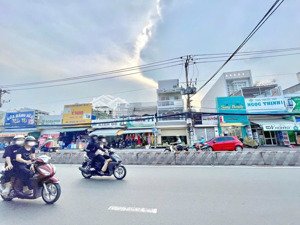 nhà 4 tầng mặt tiền huỳnh tấn phát (cạnh khu chế xuất q7)