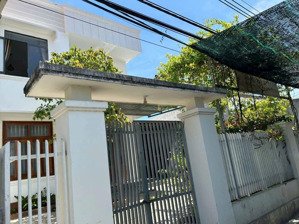 chuyên bđs đất và nhà biển dốc lết.nịn thủy