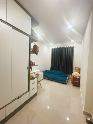 chủ kẹt bán gấp căn 85m2 3pn 2wc : nhà mới 99% nội thất sịn chủ để lại. giá 3,96 tỷ còn tl