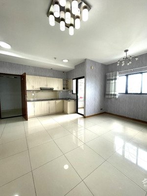 cho thuê - căn hộ 2pn 2wc - 62m2 - gần đầm sen q11 - lạc long quân - chỉ 10 triệu