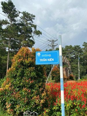 bán đất dự án nghỉ dưỡng tại tt măng đen, kontum, diện tích 14ha, gần ql24, có sổ đỏ 50 năm