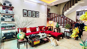 bán nhà 4 tầng 70m dân xây , oto tận cửa cạnh trường thcs văn yên, hà đông chủ cần bán gấp