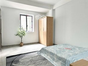 phòng mới setup mới 100% full nội thất có tháng máy 3,4tr
