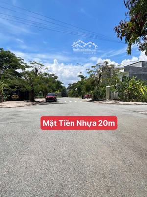 bán gấp lô góc 2 mặt tiền đẹp giá rẻ 5,7 tỷ 113,5m2 - gần vành đai 3 - vinhomes - tp thủ đức