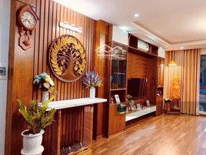 bán gấp lk làng việt kiều châu âu 76.5m2* 5 tầng hoàn thiện đẹp vỉa hè rộng view gần hồ chỉ 21.8 tỷ