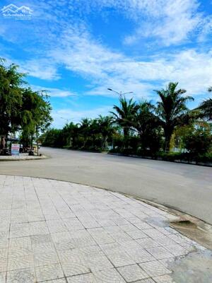  BÁN LÔ ĐẤT GÓC HAI MẶT TIỀN ĐƯỜNG NGUYỄN VIẾT SONG, P. THỦY VÂN, TP. HUẾ CẠNH KĐT ECO GARDEN ĐANG KINH DOANH THU NHẬP ỔN ĐỊNH.