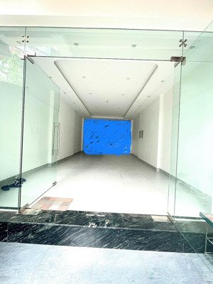 cho thuê mặt bằng.nha mới xây linh hoạt nhiều ngành nghề.dt 50m (mặt tiền gần 5 m), giá 7trieu/tg