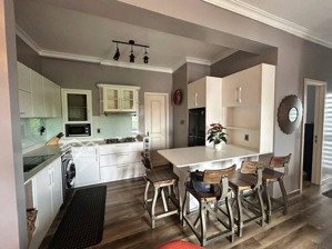 cho thuê căn hộ biconsi phú cường ngay nhà thờ phú cường diện tích 75m, 2 phòng ngủ, 2 vệ sinh
