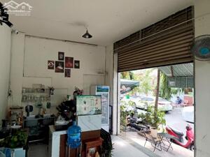 Cần sang quán cafe Nguyễn Hữu Cảnh P22 BT, 5x4m,vỉa hè rộng,đủ đồ, 25tr