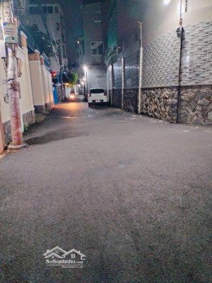 nhà đẹp 2 tầng ql1a gần siêu thị mega q12 dtsd 100m2 3pn, 2wc, có gpxd, nội thất full, thương lượng