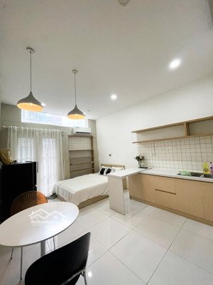 thuê phòng đầy đủ tiện ích quận 10 gần đh kinh tế ( ueh ) , vạn hạnh mall , chợ hồ thị kỷ