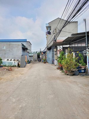 1.85 tỷ/ bán đất rẻ nhất p. bình hoà thuận an gần nguyễn du ngã tư 550 122m2 đường oôt xây tự do
