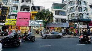 Báncăn nhà mặt tiền Nguyễn Thiện Thuật ngay ngã tư Nguyễn Thị Minh Khai sầm uất. Hướng : Đông Giá : 36 tỷ. Hiện đang cho thuê 80tr/thang