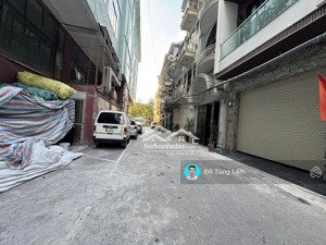 cần bán 103,4m2 căn góc hai mặt thoáng, nhà 6 tầng ngay chợ việt hưng. phù hợp làm văn phòng