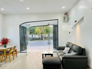 nhà bán : mặt tiền đường lê đại hành, phường cam phú, tp.cam ranh. ngay trung tâm hành chính