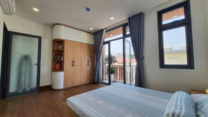 cho thuê căn hộ 1 phòng ngủ bếp riêng- hẻm ô tô lê hồng phong giá 5triệu/tháng