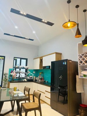 bán nhà c4 mới khu chợ liên doanh nguyễn hữu cảnh - p thắng nhất - vũng tàu