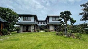 ngôi biệt thự độc tôn đẳng cấp bậc đế vương 4 mặt tiền ngay khu biệt thự đảo nổi.