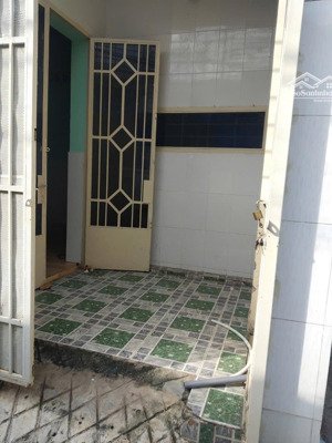 cho thuê nhà góc 2 mặt tiền hẻm - trũng dũng - biên hoà ( quyết thắng cũ ) . giá 3tr