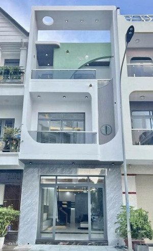 cần bán nhà gấp để ra nước ngoài định cư đường võ trường toản phường 15 quận 5 dt 80m2 giá 3,35 tỷ