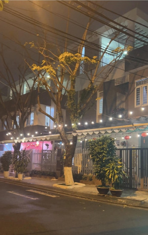 cho thuê 2 mặt tiền lương nhữ hộc, 76m2, đẹp, nhiều tiện ích