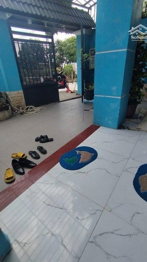 biệt thự btct 2 lầu ngang 7m cực đẹp lê văn lương, nhà bè
diện tích: 7m x 25m = 172 m2