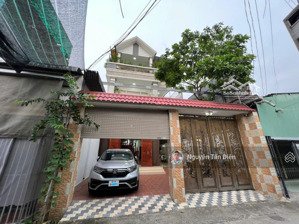 biệt thự sân vườn 240m2 (1122) chỉ 8tỷ 3 thương lượng thuộc đông chiêu tân đông hiệp dĩ an