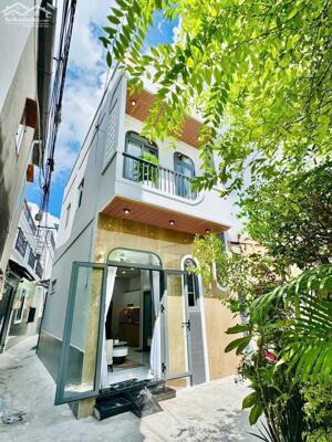 Bán Nhà Phố Đẹp Đường Lê Quang Định, Phường 01, Quận Gò vấp, Hồ chí Minh