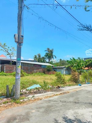 cần bán lô đất đẹp - giá cực tốt!100m2/800tr.hóc môn.gần trường học.