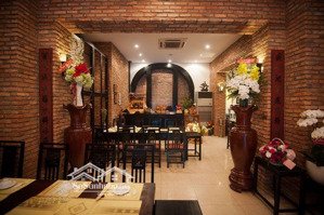 cho thuê lại nhà hàng cơm niêu tại tttp đà nẵng. gần sông hàn, gần bạch đằng, trần phú
