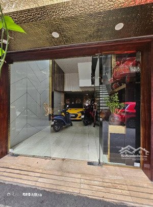nhà bán - trung tâm phố nguyễn chí thanh - q đống đa.
+ 45 m2 - 6 tầng - giá 18 tỷ ( có tl ).