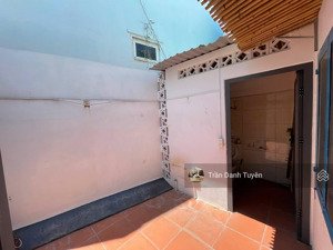 bán nhà 2 tầng đường trần bình trọng - nha trang