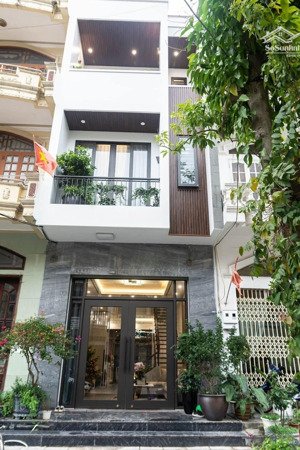 cho thuê nhà riêng 5pn, 4wc, 120m2x4t tại phạm ngọc thạch, đống đa, hà nội, giá ưu đãi 20 triệu