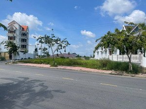 cần bán mặt tiền đất kinh doanh - lộ giới 18m - quốc lộ 50 - gần ngã 3 đường tránh cần đước
