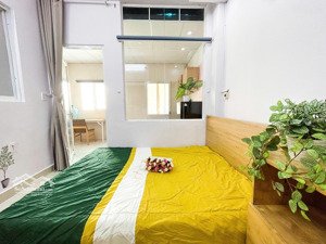 1 phòng ngủ ban công 35m2 quận 1_gần chợ bến thành_zen plaza_đủ nội thất_thang máy_máy giặt riêng