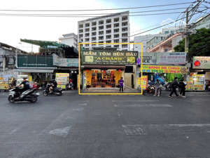 bán nhà 24 lê lợi - p1 - gò vấp . lh 0903070684
